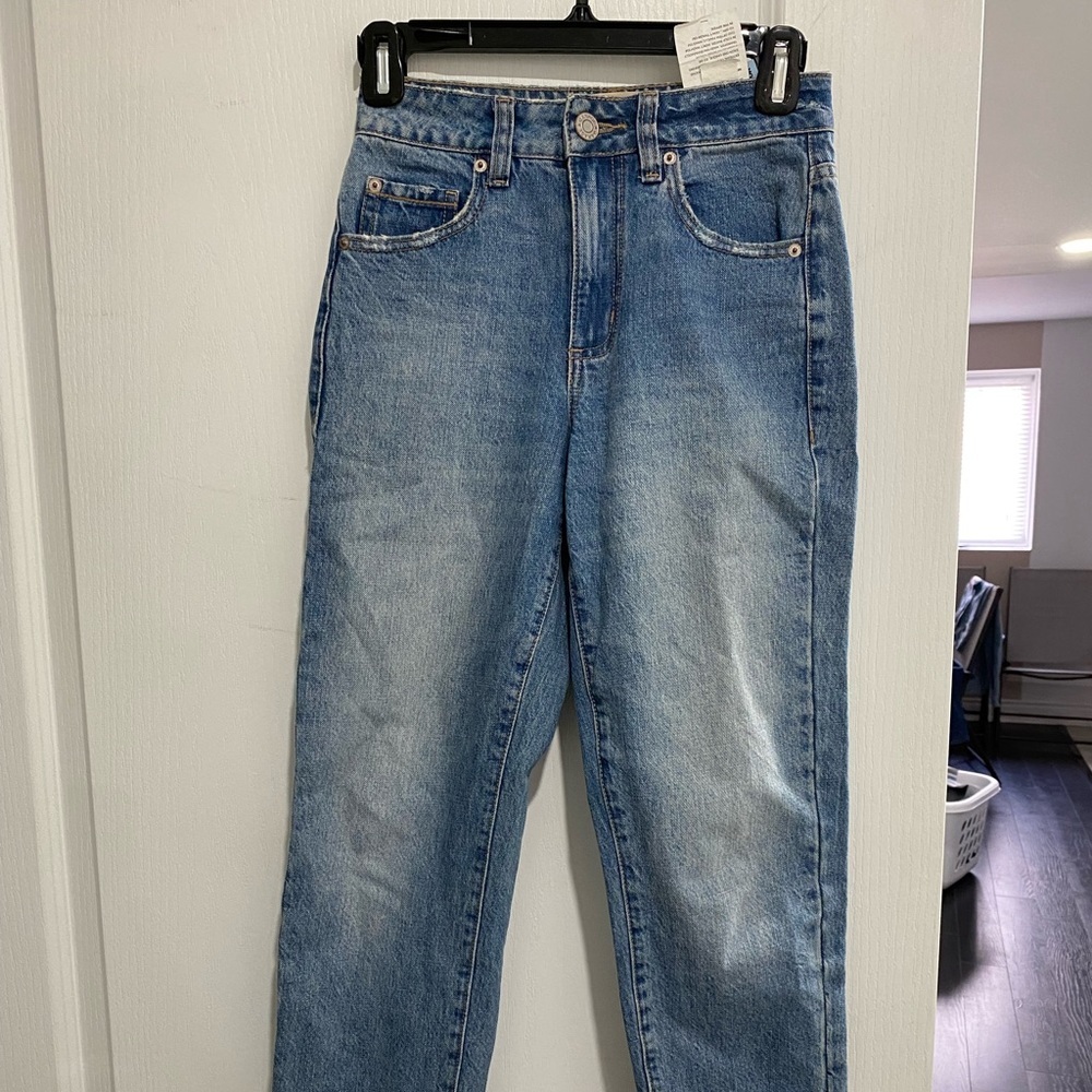 GARAGE LIGHT WASH JEANS